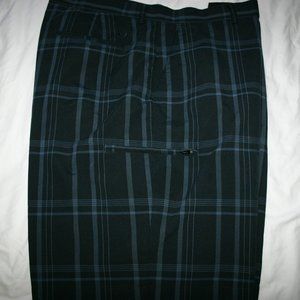 Grand Slam Golf Shorts Black with white/gray stripe Side pocket for tees Size 38